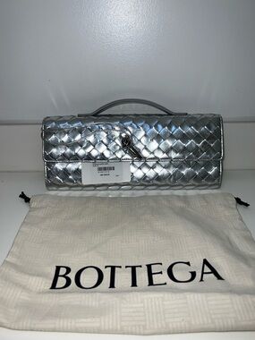 Bottega Veneta Metallic Silver Intrecciato Leather Clutch with Top Handle